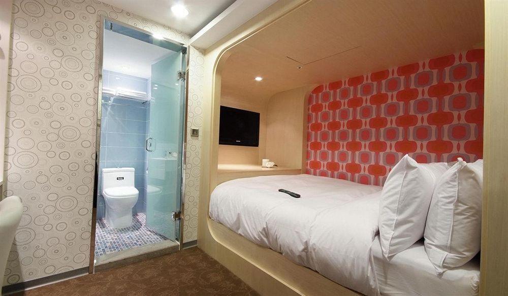 Hotel Leisure 台中輕行旅 Taichung Exterior foto